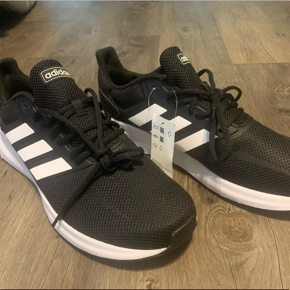 Running Falcon shoe